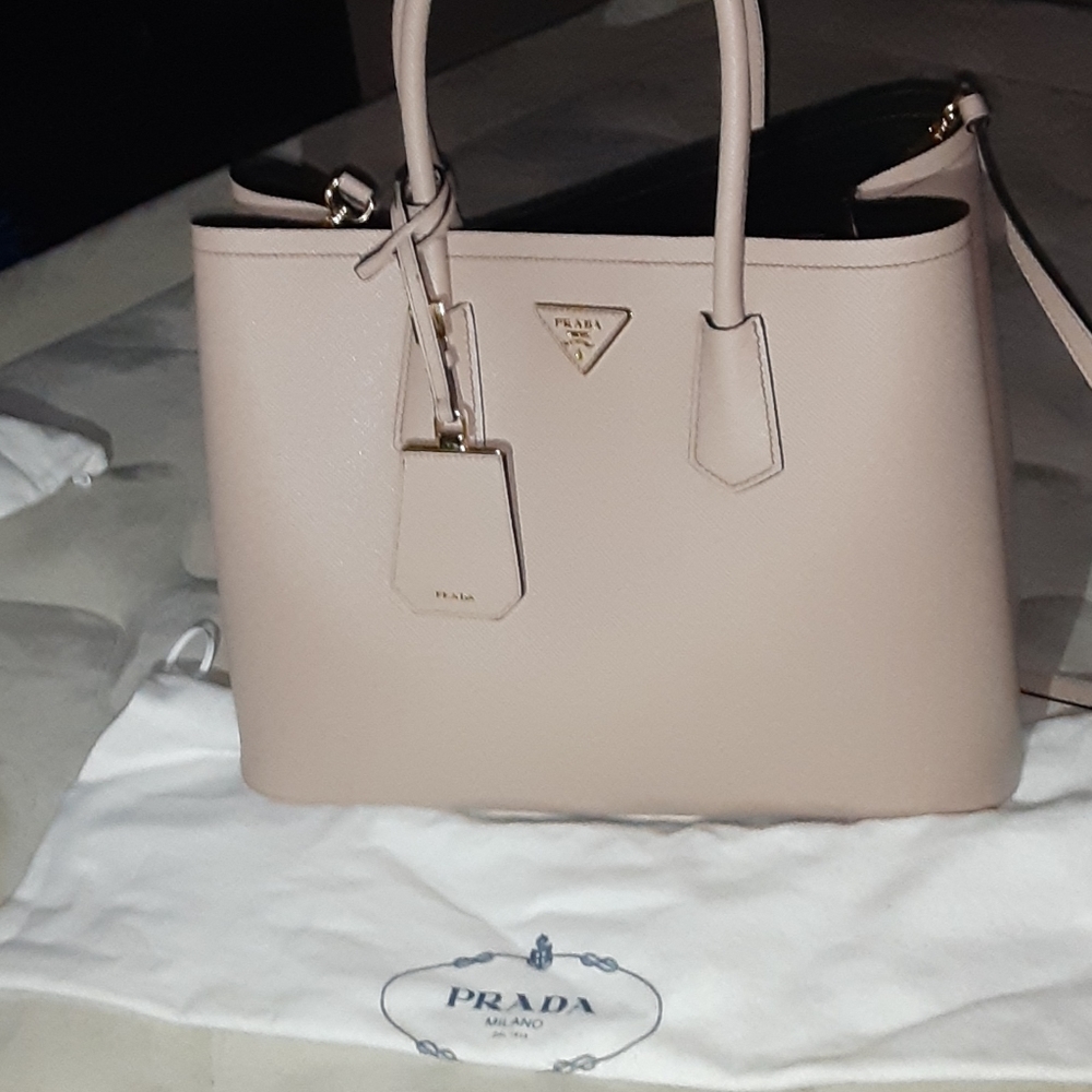 Long belt attack to the purse